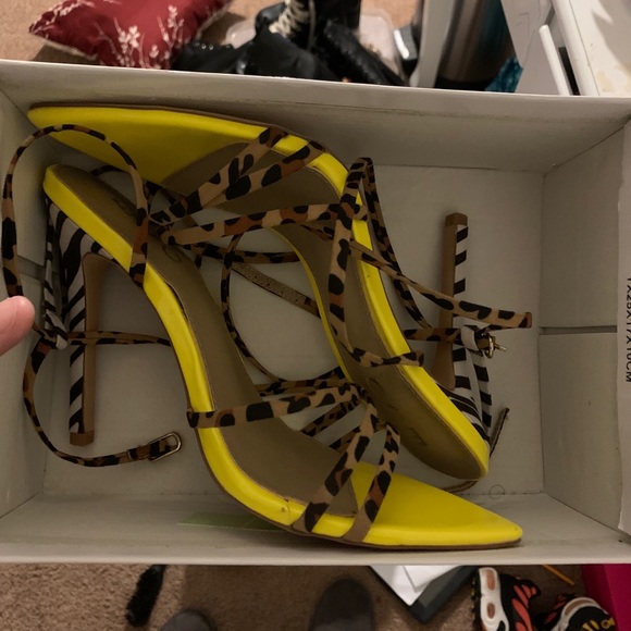 Ego strap shoe - Picture 2 of 2